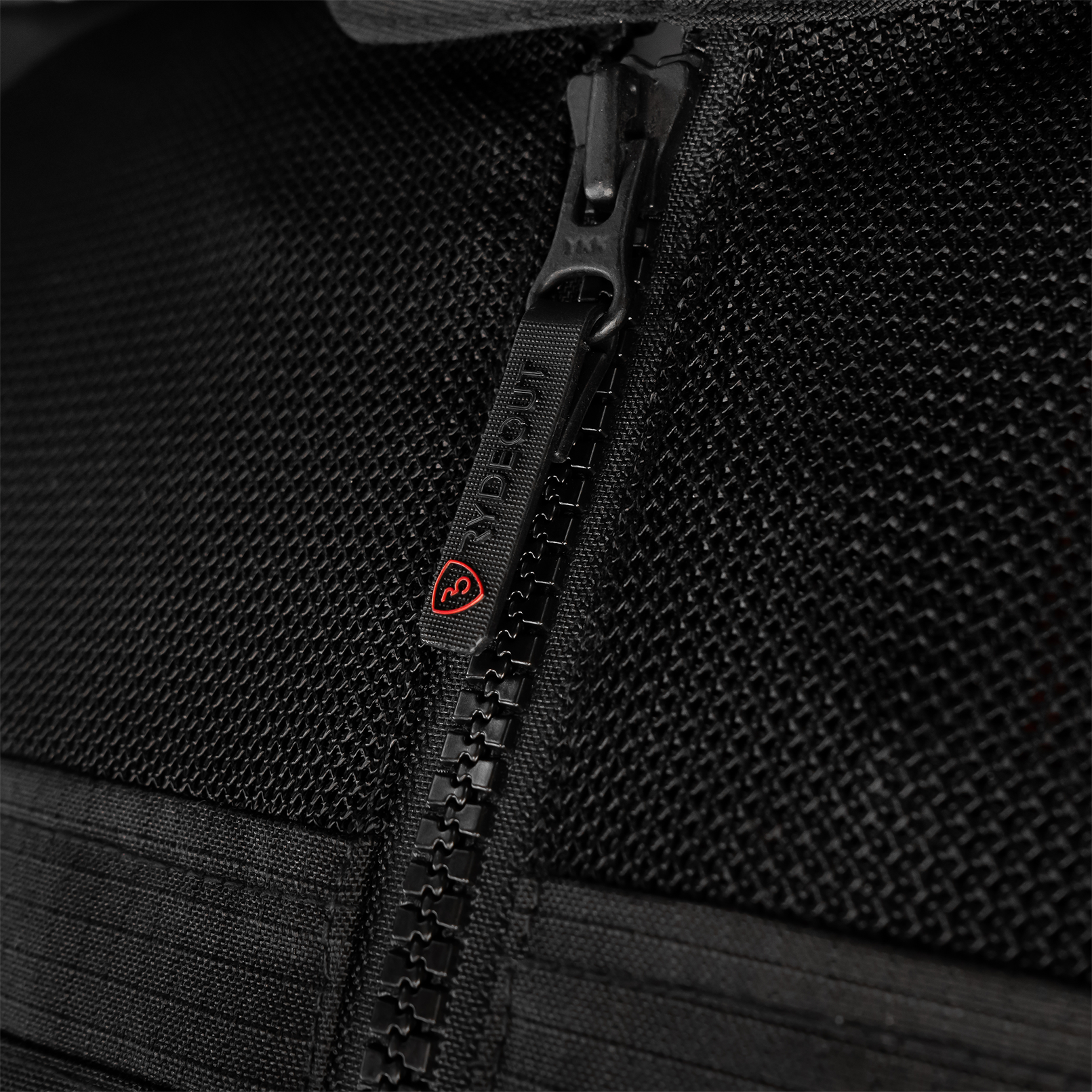 Jacket - Torrent - Black Red